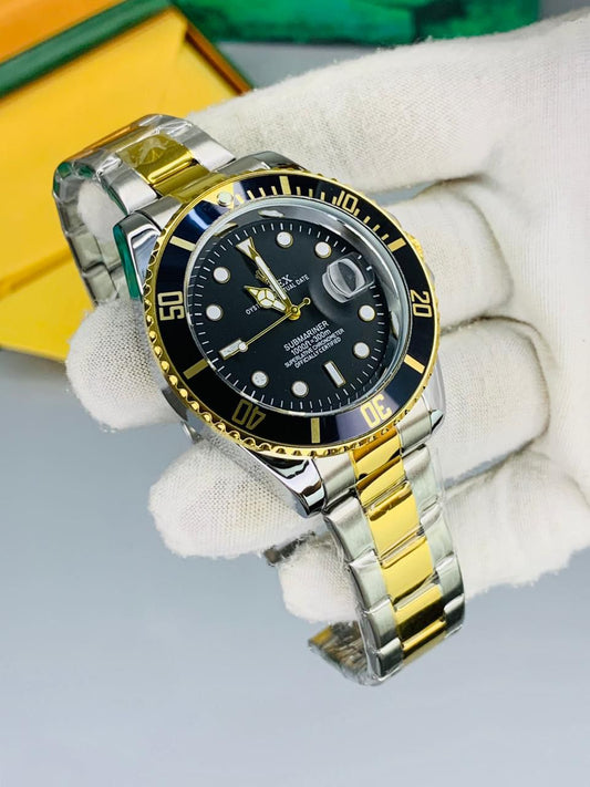 Classic Stainless Steel Watch – Dual Tone Elegance