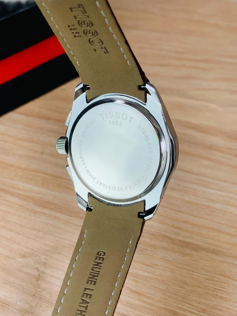 Classic Chronograph Watch with Textured Leather Strap and Multifunction Dial