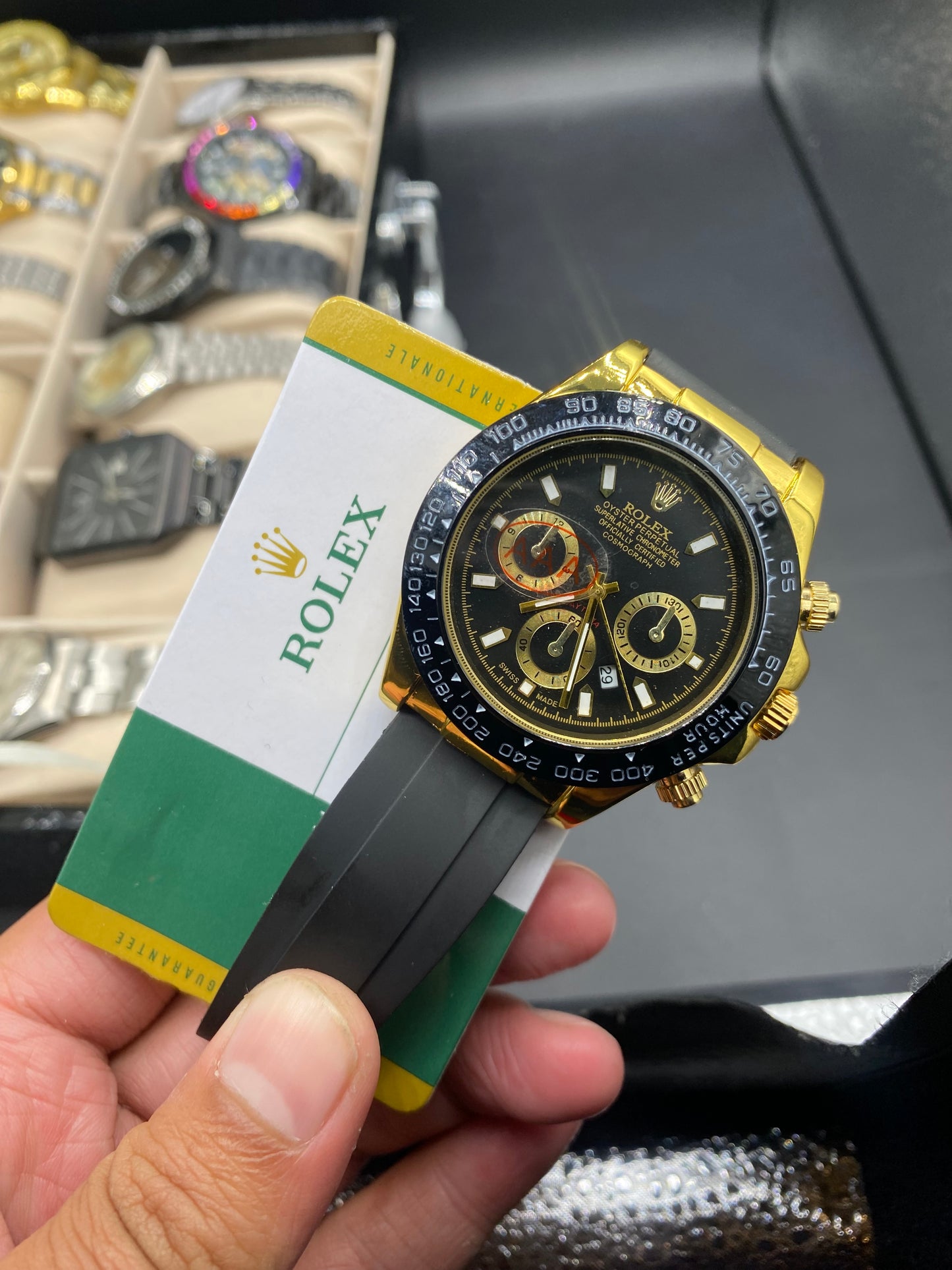 Premium Rubber Strap Analog Wrist Watch