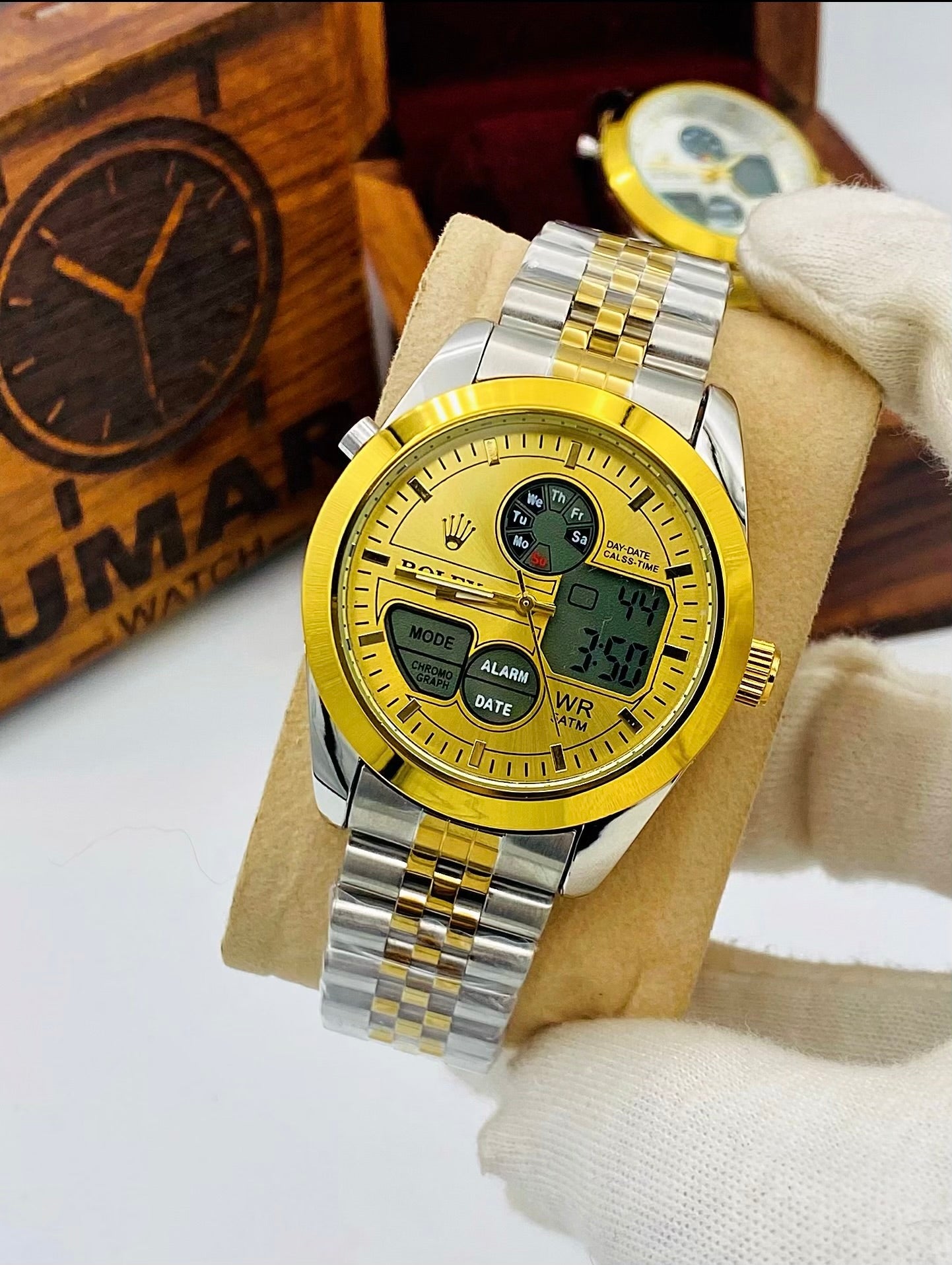 Multi-Function Men’s Watch with Day, Date & Alarm Display